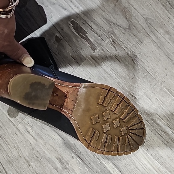 Coach Leather Boots Size 8 Heel 4" Preloved - Picture 5 of 11